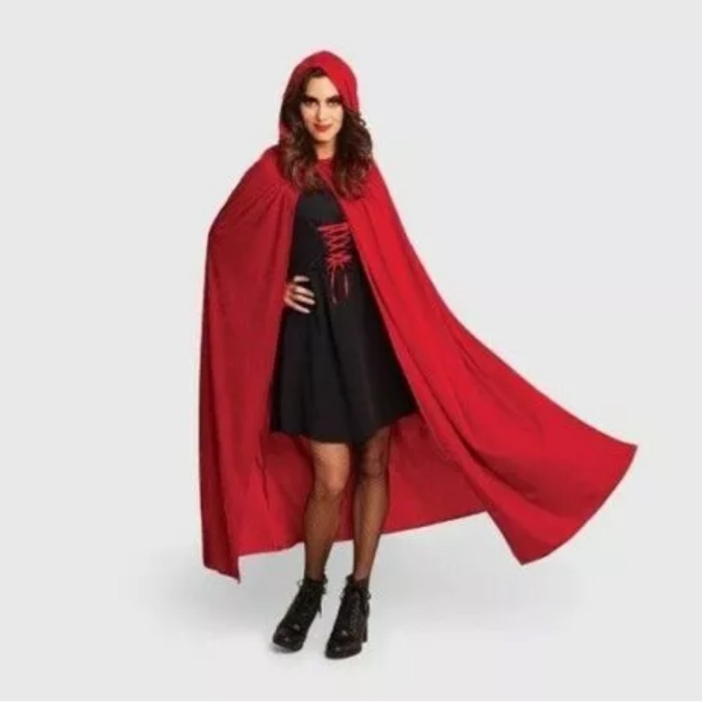 NWT Hyde and Eek! Red Velvet Cloak Cape Halloween Costume